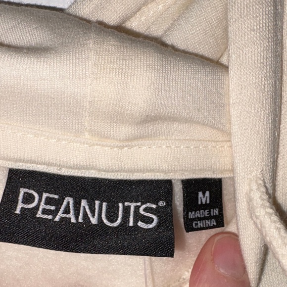 Peanuts Cream Hoodie Yellow & Pink nwt size medium 10 12 snoopy Woodstock - Picture 6 of 7